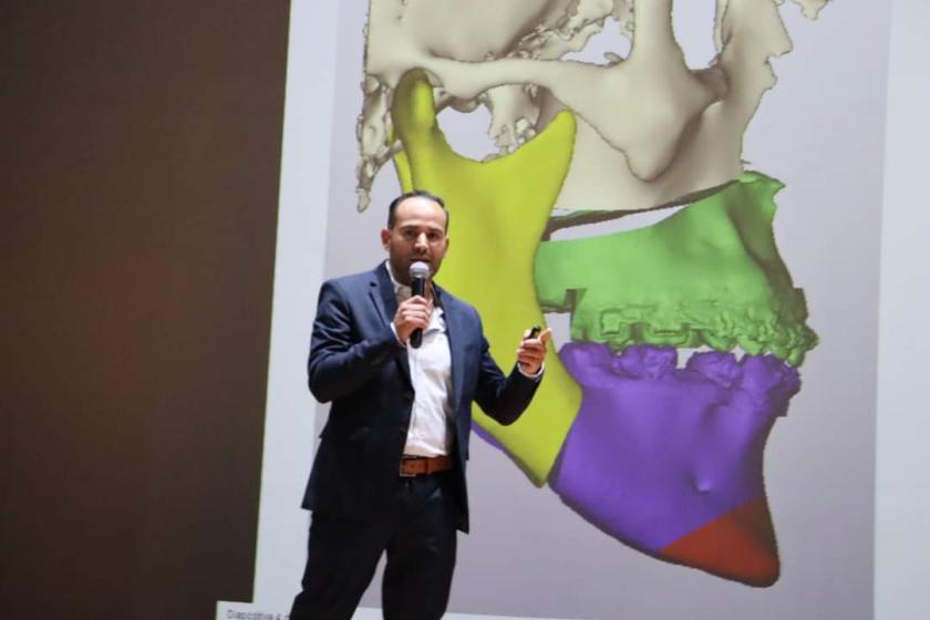Ponente de las Jornadas de actualización odontológica 