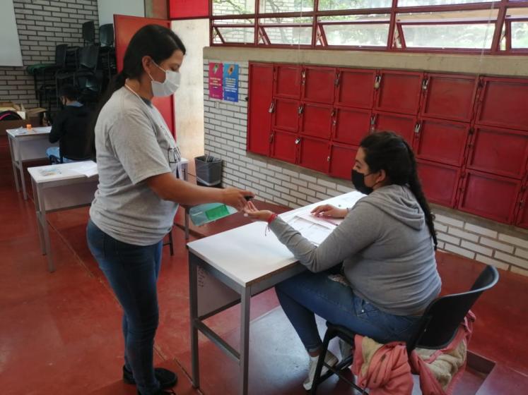 Aspirantes en el examen de admisión