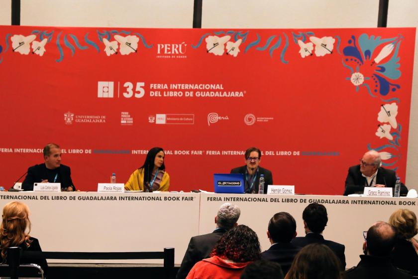Participantes del Foro de la FIL.