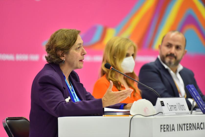 Integrantes en la presentación del libro "SECTOR SALUD TESTIMONIO".