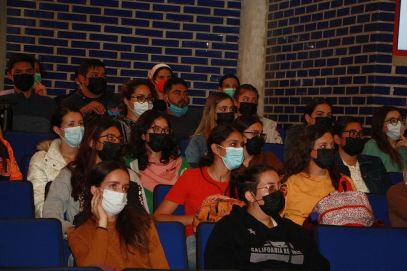 Público de la conferencia "Plan de Vida y Carrera".
