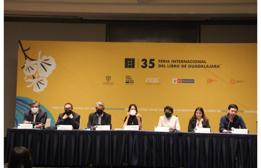 Panelistas de la charla “Frenar la desigualdad ahora: condición necesaria para preservar nuestra democracia”.