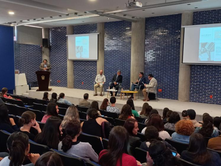 Público del Conversatorio “Los Retos y Oportunidades de una Administración Pública Avanzada”.