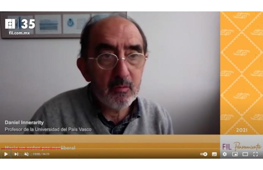 Expositor de la conferencia “Hacia un orden post-neoliberal: Un diálogo constructivo”.