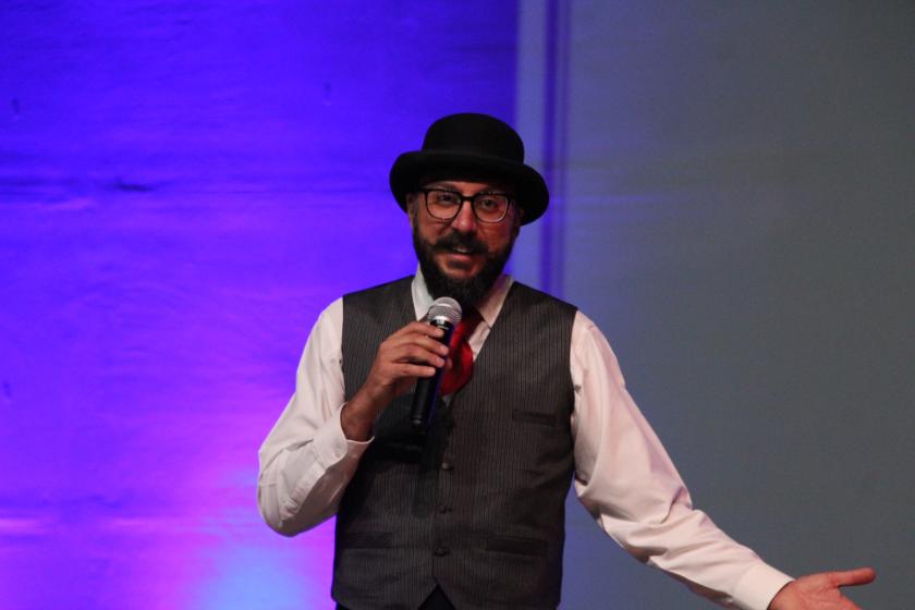 Fundador de Risaterapia A. C, Andrés Aguilar.