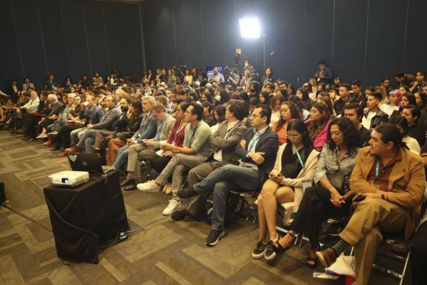 Público de la Bienal del Periodismo “La verdad bajo amenaza”.