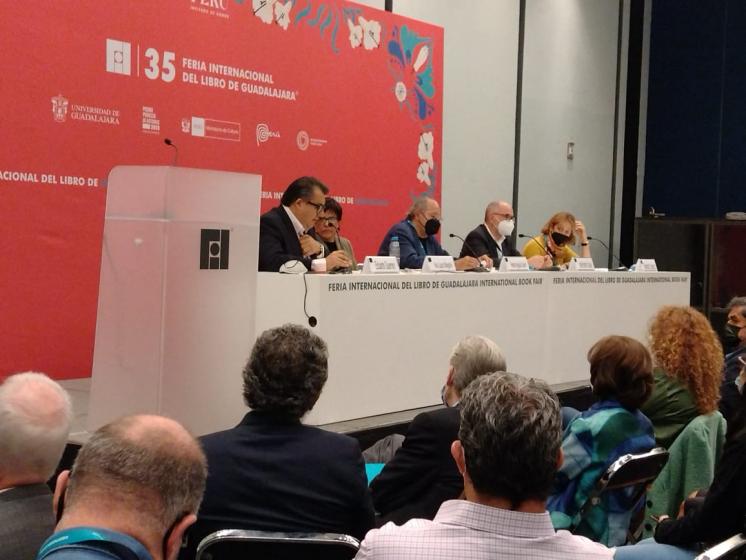 Integrantes de la mesa “El futuro del Estado”.