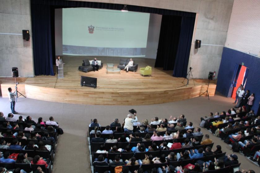 Integrantes del “Foro Regional sobre Gobierno y Políticas Públicas”.