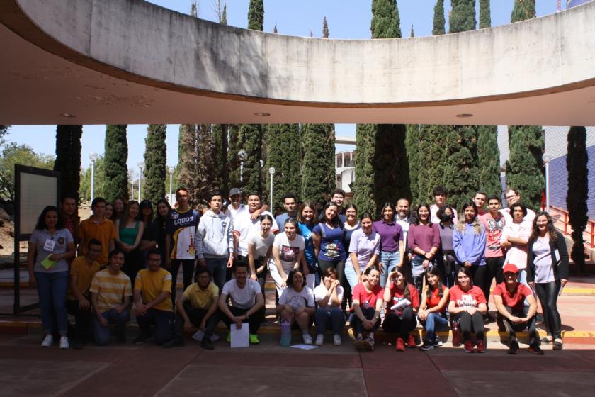 Alumnos de CUAltos.
