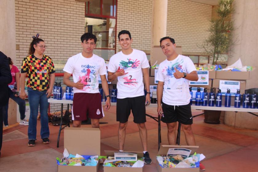 Paticipantes de las actividades de “Matemáticas en los Altos”.