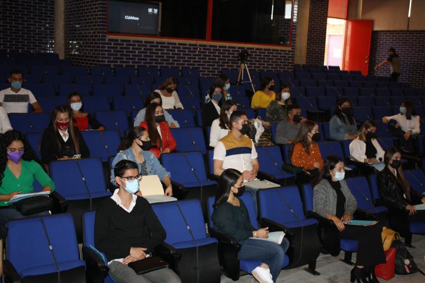Alumnos de la carrera de Nutrición.