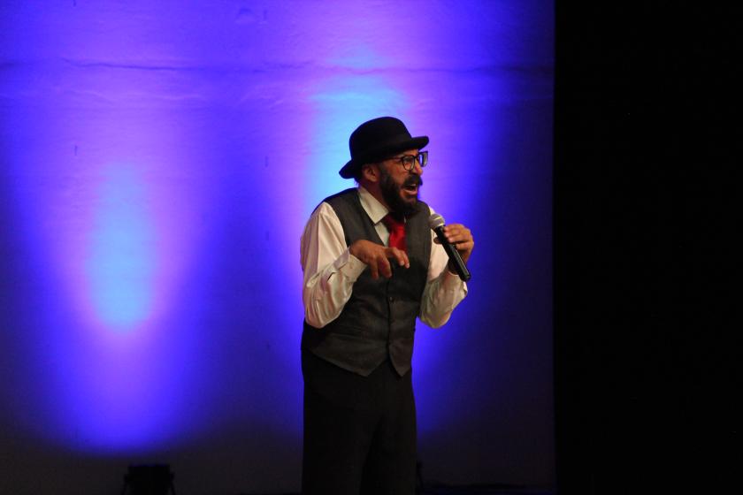 Fundador de Risaterapia A. C, Andrés Aguilar.