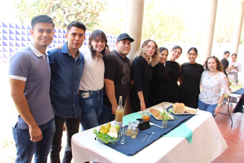 Estudiantes en actividades del Día del Estudiante.