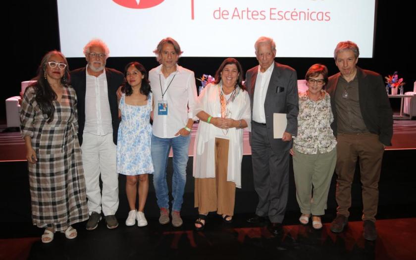 Integrantes de la Inauguración de la V Bienal Mario Vargas Llosa.