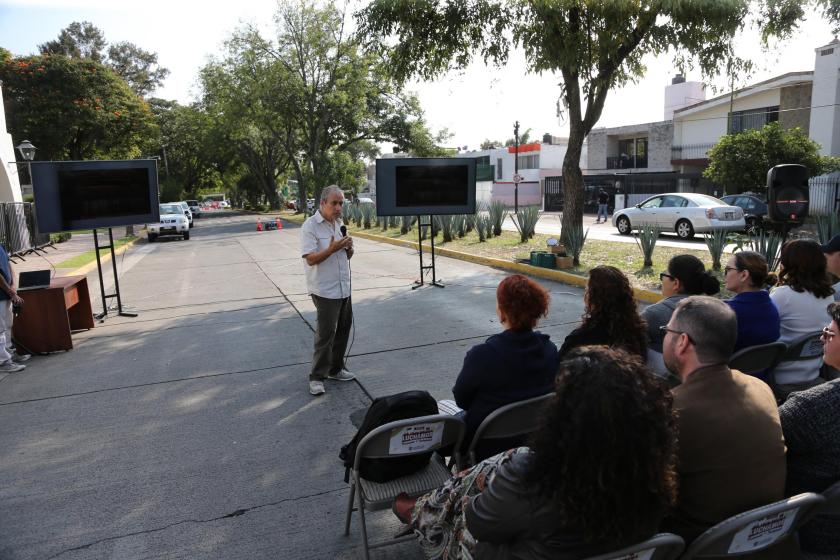 Espectadores de la decimoprimera máster class titulada “El libro, la civilización o la barbarie”.