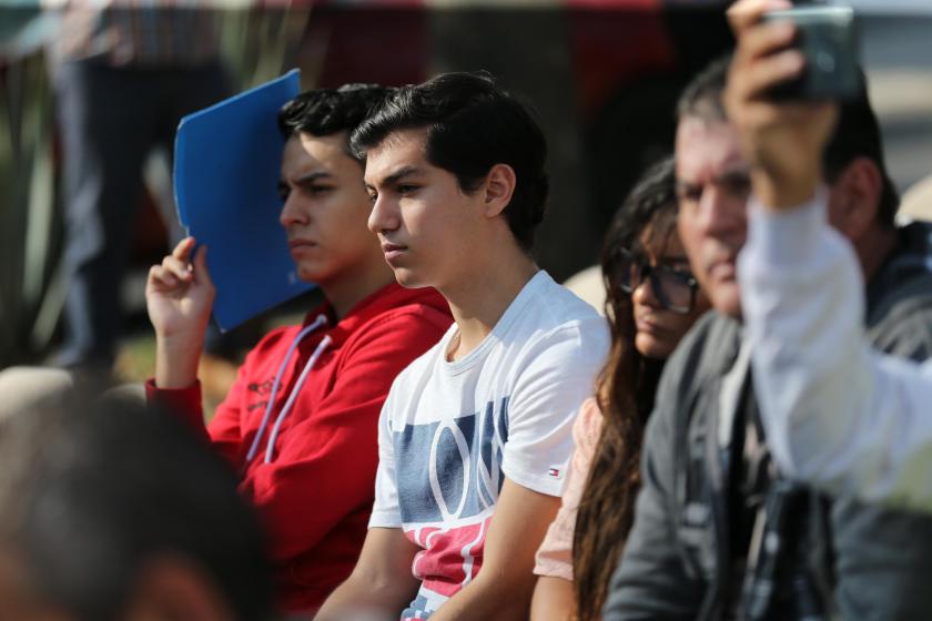 Espectadores de la decimoprimera máster class titulada “El libro, la civilización o la barbarie”.