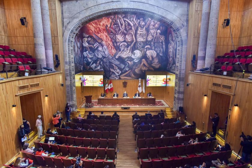 Autoridades UdeG.