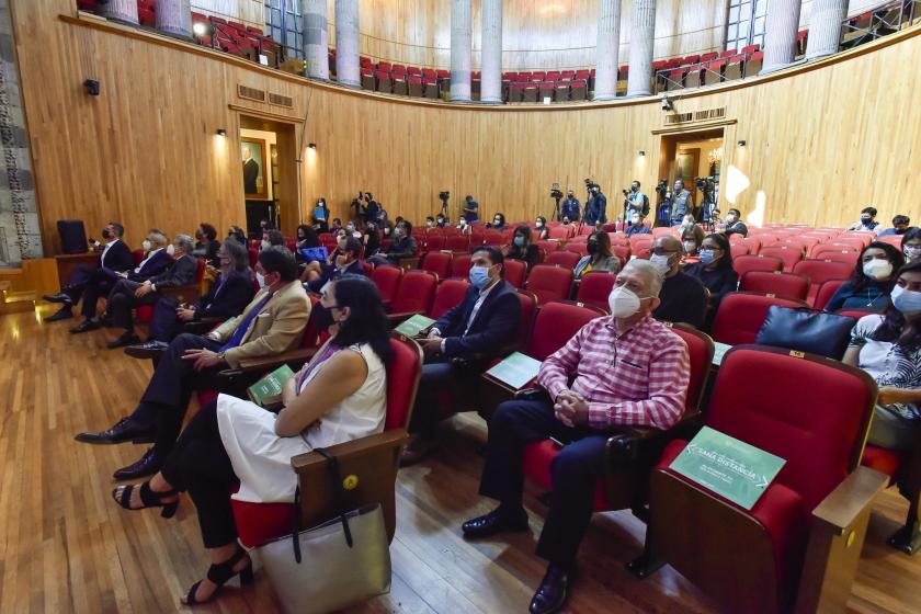 Público.