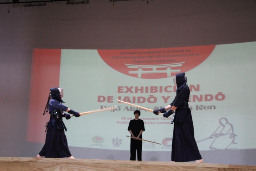 Exhibición de IAIDŌ y KendŌ.