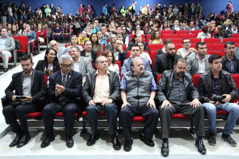 Asistentes a auditorio