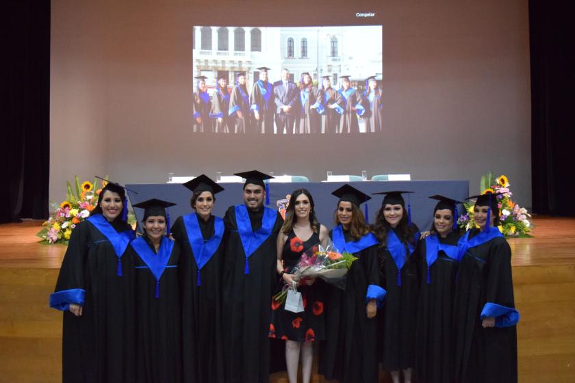 Estudiantes en su Acto académico.