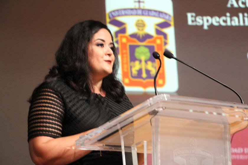 Madrina de generación, especialista en Endodoncia Katia Alcalá Barbosa.