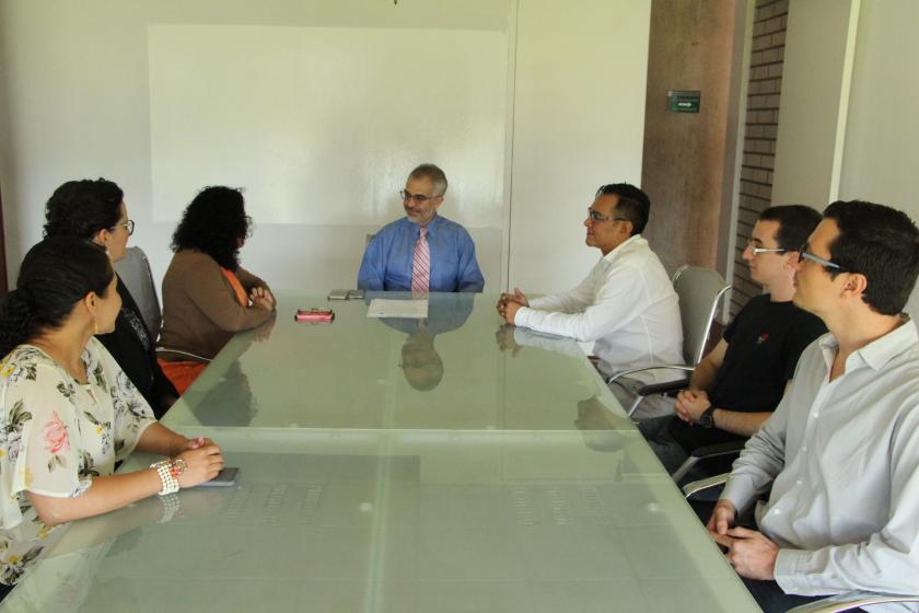 Integrantes de la reunión para la firma de la Carta intención.