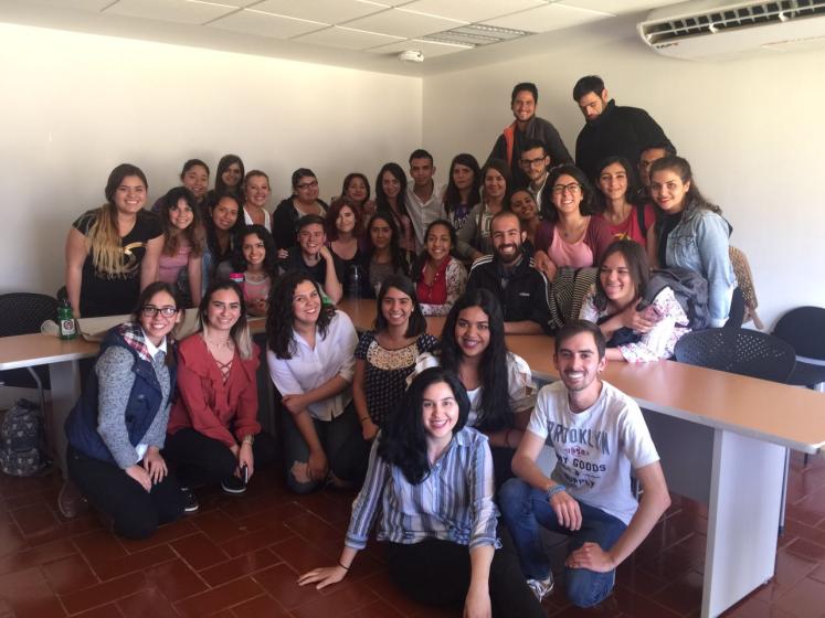 Alumnos y alumnas