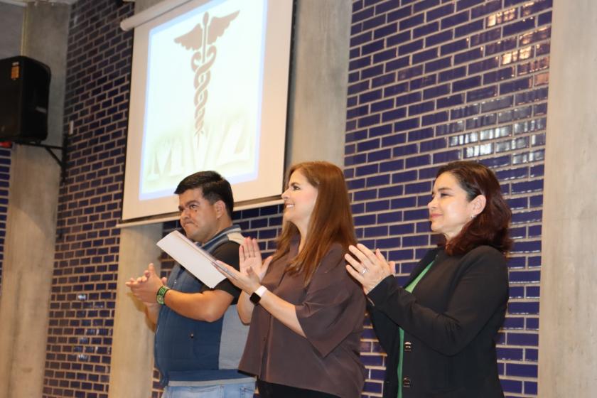Ciclo de Conferencias del Día del Médico Veterinario en el CUAltos: Emergencias Equinas, Nutrición Porcina y Emprendimiento para Estudiantes