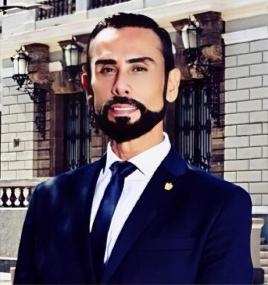 Dr. Silvano de la Torre