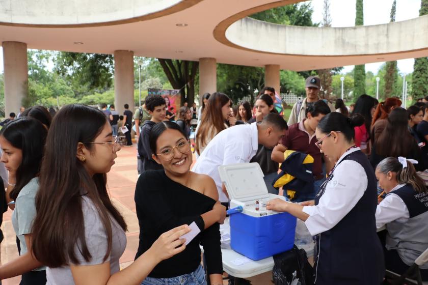 Vacunas, pruebas y prevención: CUAltos fortalece la salud estudiantil