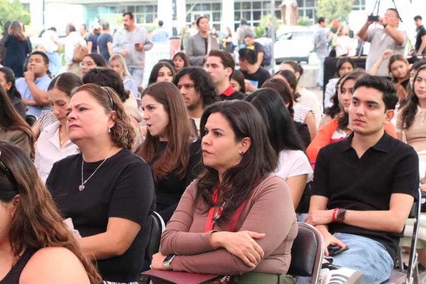 Hablar de la angustia también es cuidar: CUAltos lleva la salud mental a la FIL 2025