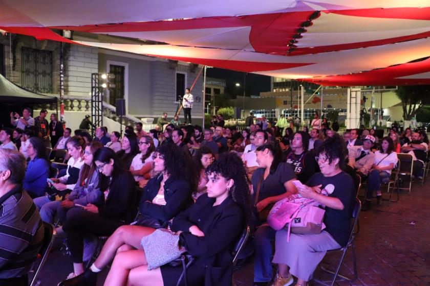 Queen, 50 años de historia y revolución musical: CUAltos vive la FIL Pensamiento 2025