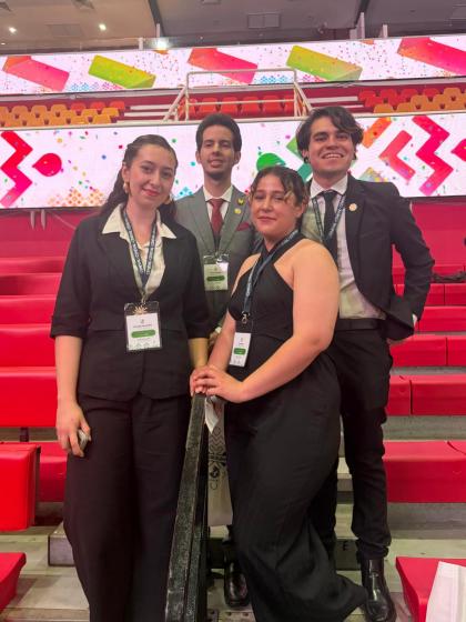 Premio CENEVAL al Desempeño de Excelencia EGEL