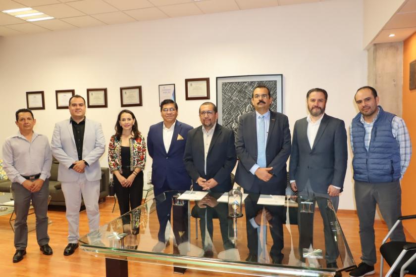 CUAltos fortalece la participación democrática de sus estudiantes con la firma de convenio con el INE