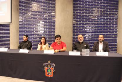 Autoridades de CUAltos en la inauguración del Simposio titulado “La Bioseguridad veterinaria como mejor herramienta para proteger la sanidad animal”.