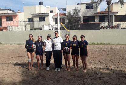Equipo de voleybol playero