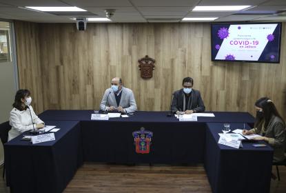 Autoridades UdeG.