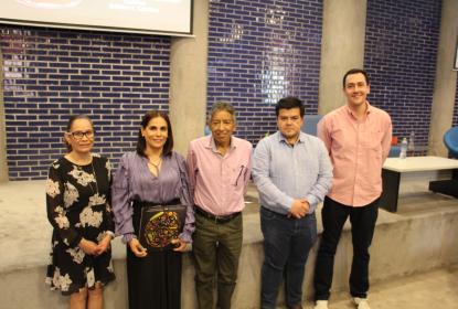 Expositores del Coloquio conmemorativo de la denominación del Chile Yahualica.