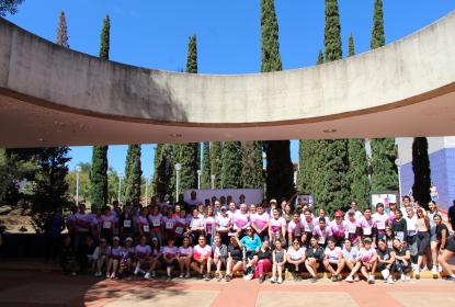 Participantes de la carrera en el marco del Día Internacional de la Mujer.