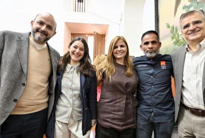 Dialogan Ricardo Villanueva y Karla Planter con diputadas y diputados locales